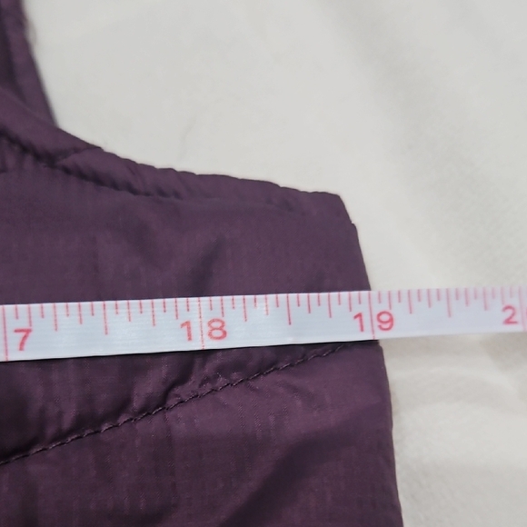 Calvin Klein Deep Purple Quilted Vest - Picture 11 of 14